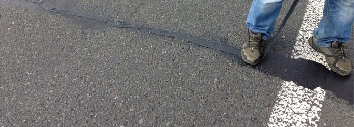 路面裂缝修补技术