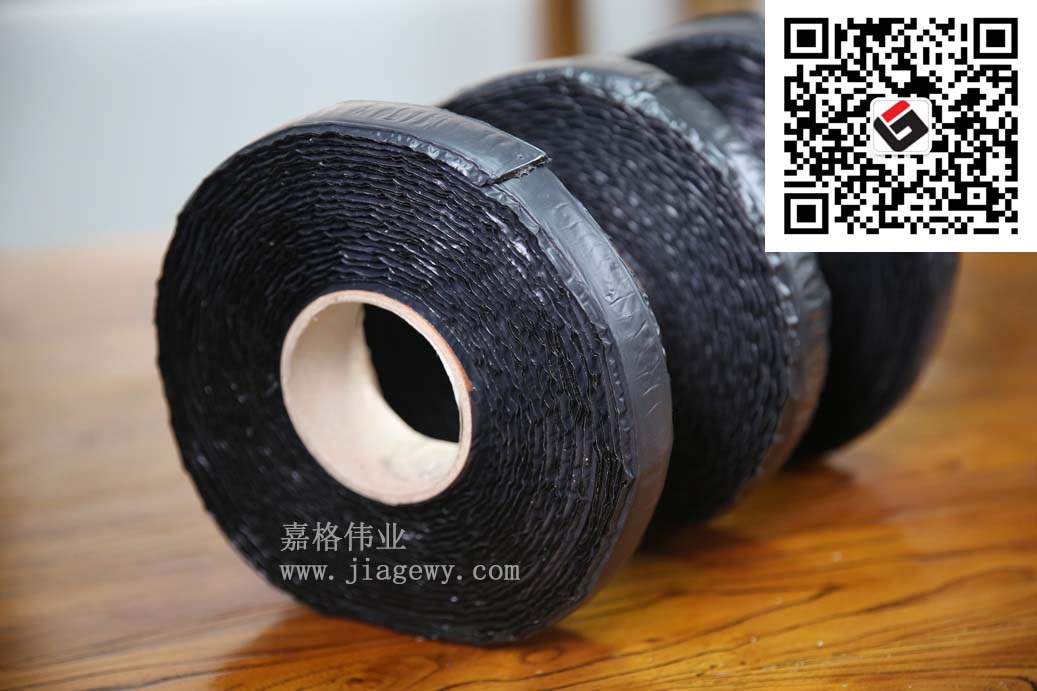 半岛综合体育官网
自粘贴缝带让公路养护变得简单易行